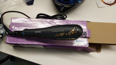 Philips hotsell hp8316 review
