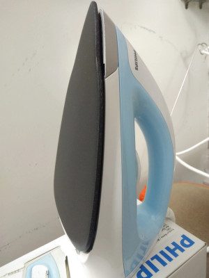 PHILIPS by PHILIPS GC157 02 1100 W Dry Iron Price in India Buy