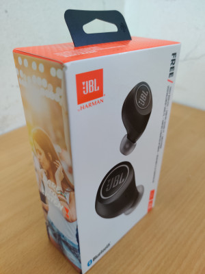 Jbl free sales x flipkart