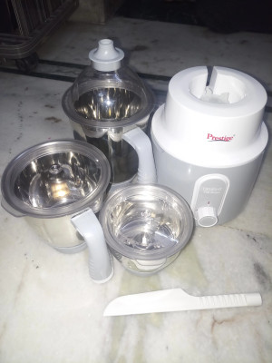 Prestige delight shop 800w mixer grinder