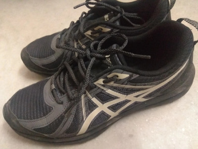 Asics frequent trail women deals