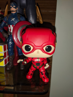 Flash justice league funko pop hotsell