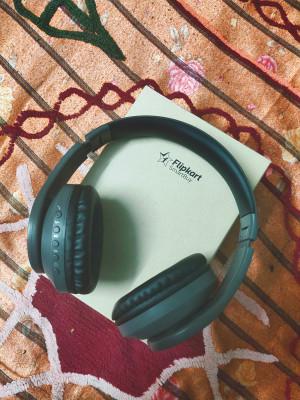 Headphones under 400 hotsell flipkart