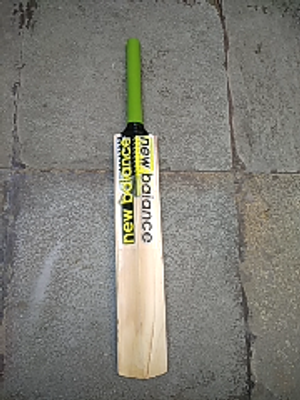 New balance dc48 junior cricket bat on sale