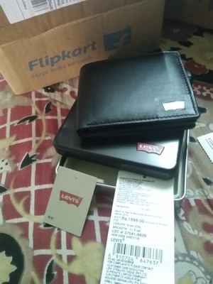 LEVI S Men Black Genuine Leather Wallet Black Price in India