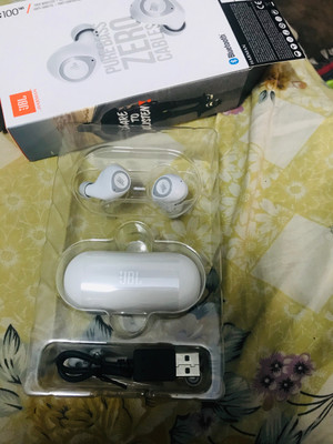 Jbl cw100 sales tws review