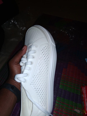 Crocs citilane hotsell roka court white
