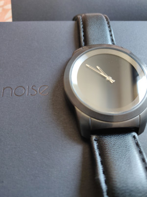 Noise full touch outlet hybrid watch