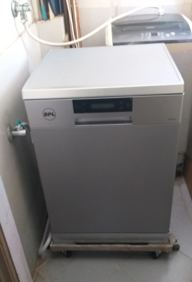 BPL D812S27A Free Standing 12 Place Settings Dishwasher Price in India Buy BPL D812S27A Free Standing 12 Place Settings Dishwasher online at Flipkart