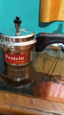 Protein Without Induction Base 5 L Pressure Cooker Price in India