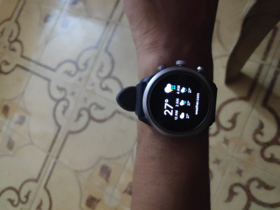 Smartwatch fossil deals sport 43 liverpool