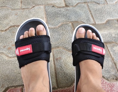 Supreme flip flops discount price