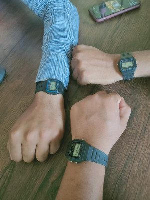 Casio f90 top w