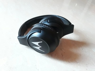 Motorola headphones best sale escape 210