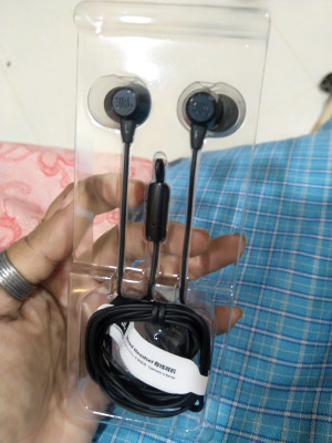 Jbl t50hi price flipkart deals