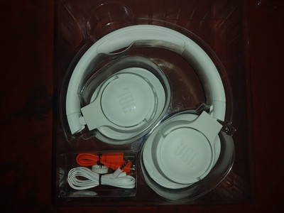 Jbl tune 700bt discount flipkart