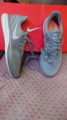 Nike in season hotsell tr 8 amp