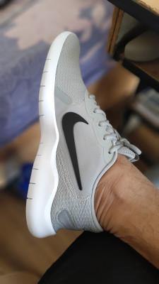 Nike flex experience rn 7 on feet hotsell
