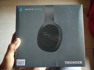 Boult Thunder with Protein Lether Padding Adjustable Headband