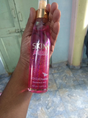 Titan skinn kissed body mist hotsell review