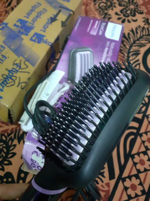 Hair straightener brush deals philips flipkart