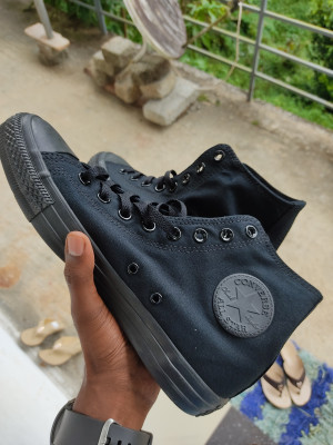 Full 2025 black converse