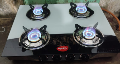 Pigeon scarlet 4 burner gas stove cheap