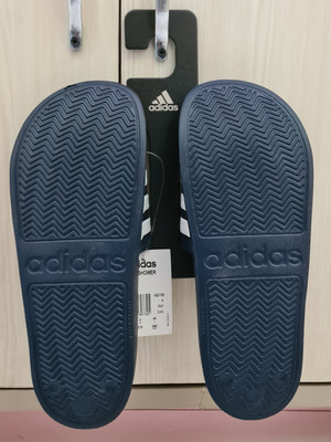 Adidas cloudfoam hotsell splash slides