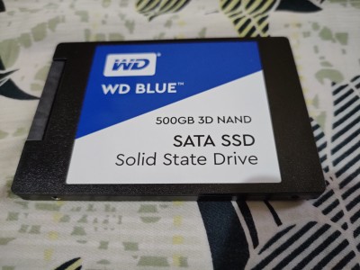 Western Digital 500GB WD Blue 3D NAND Internal PC SSD - SATA III 6 Gb/s,  M.2 2280, Up to 560 MB/s - WDS500G2B0B