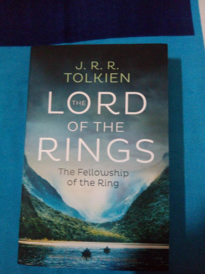 The Fellowship of the Ring: Book 1 (The Lord of the Rings)