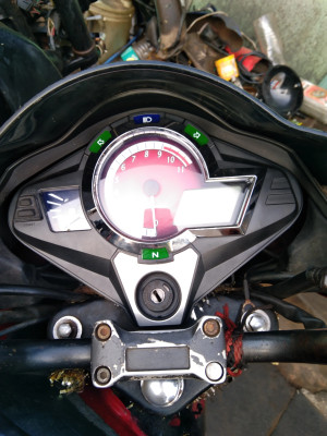 Hero honda hunk store meter price