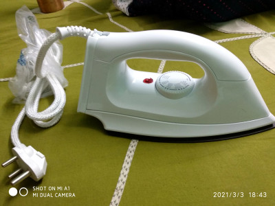 PHILIPS HI113 1000 W Dry Iron Price in India Buy PHILIPS HI113