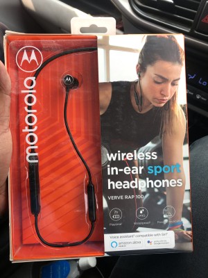 MOTOROLA Verve Rap 100 Sport neckband with Google Assistant