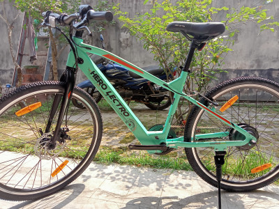 Hero Lectro CLIX 26 inches Single Speed Lithium ion Li ion