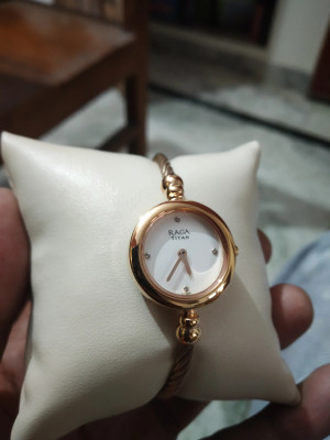 Titan 2586wm01 store raga watch