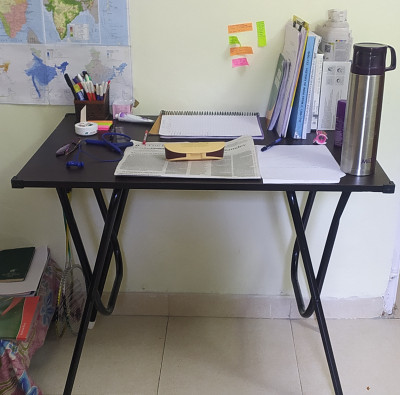 Limraz furniture l 56 on sale engineered wood study table