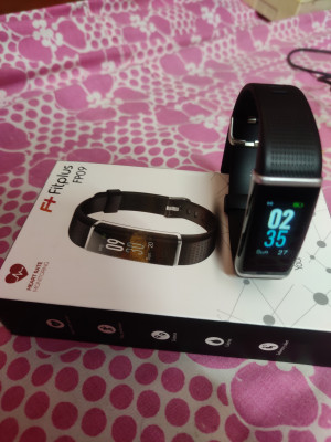 Fitplus bluetooth smartwatch sale