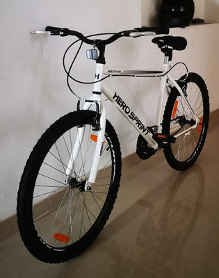 Hero sprint online white colour