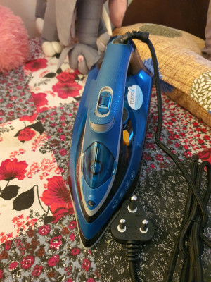 Sansui irs2200wb 2200 w steam iron discount
