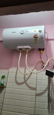 Haier 25 L Storage Water Geyser (Electric Geyser, White) Price in India -  Buy Haier 25 L Storage Water Geyser (Electric Geyser, White) online at  Flipkart.com