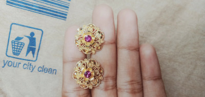 Gold earrings sales tops design 2018