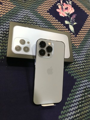 APPLE iPhone 13 Pro (Silver, 128 GB)
