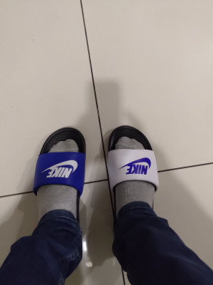 Nike clearance mismatch slides