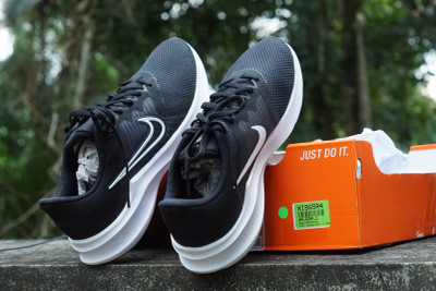 NIKE Downshifter 11 Running Shoes For Men Buy NIKE Downshifter