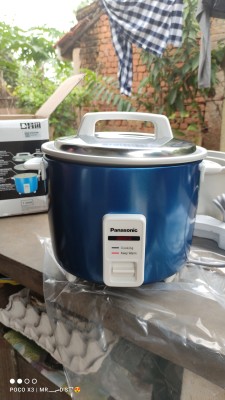 Panasonic 220 volt Rice Cooker SR-Y22 Silver Color 2.2 liter 220v