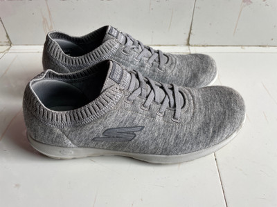 Skechers go outlet walk lite floret