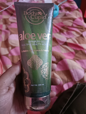 Body cupid top aloe vera gel