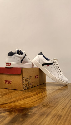 LEVI S INDI EXCLUSIVE Sneaker For Men Buy LEVI S INDI EXCLUSIVE