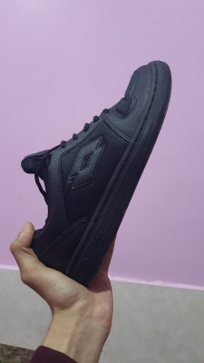 Lotto ace hotsell black shoes