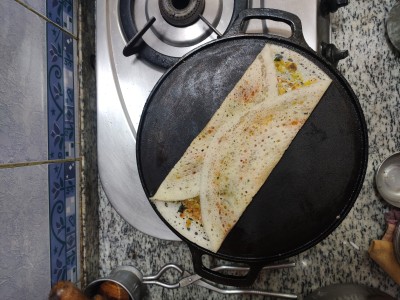 Roston Cast Iron Dosa Tawa | Cookware Vessel Pre Seasoned with Skillset  Flat Dosaa Pan | Ideal for Cooking Dose Chapati Pizza Roti Thava( Tava  Kallu